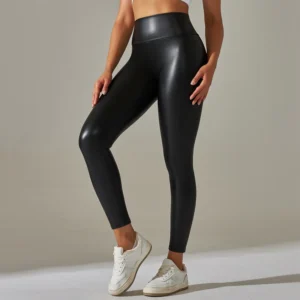 Legging Glow Sculpt: Efeito Couro PU, Cintura Alta e Modelagem Premium Plus Size